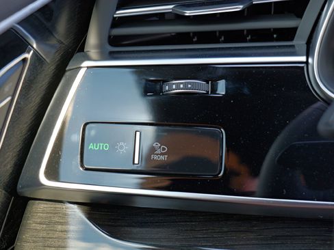 New 2025 Audi Q8 Premium Plus image 27