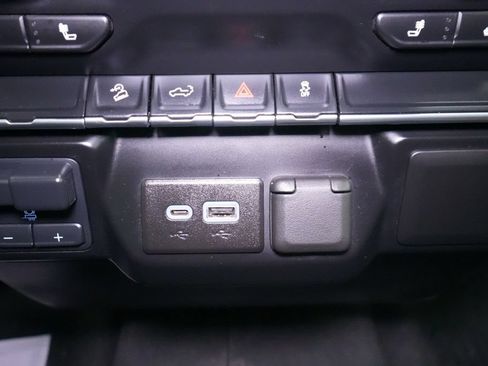 Used 2023 Chevrolet Silverado 2500 LT w/ Convenience Package AWD/4WD image 35