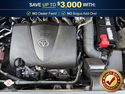 Used 2020 Toyota Highlander XLE FWD image 25