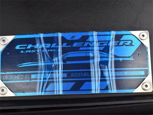 Used 2023 Dodge Challenger R/T w/ Plus Package image 10