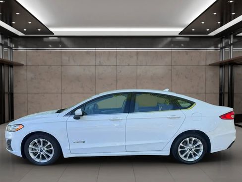 Used 2019 Ford Fusion SE image 5