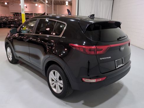 Used 2018 Kia Sportage LX AWD/4WD image 5