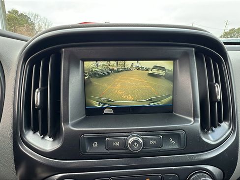 Used 2019 Chevrolet Colorado W/T w/ WT Convenience Package image 28