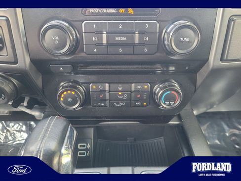 Used 2017 Ford F150 XLT w/ Equipment Group 302A Luxury AWD/4WD image 30