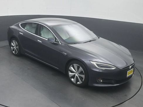 Used 2021 Tesla Model S Long Range AWD/4WD image 18