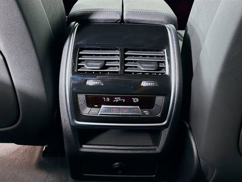 Used 2021 BMW X5 xDrive40i w/ Premium Package image 26