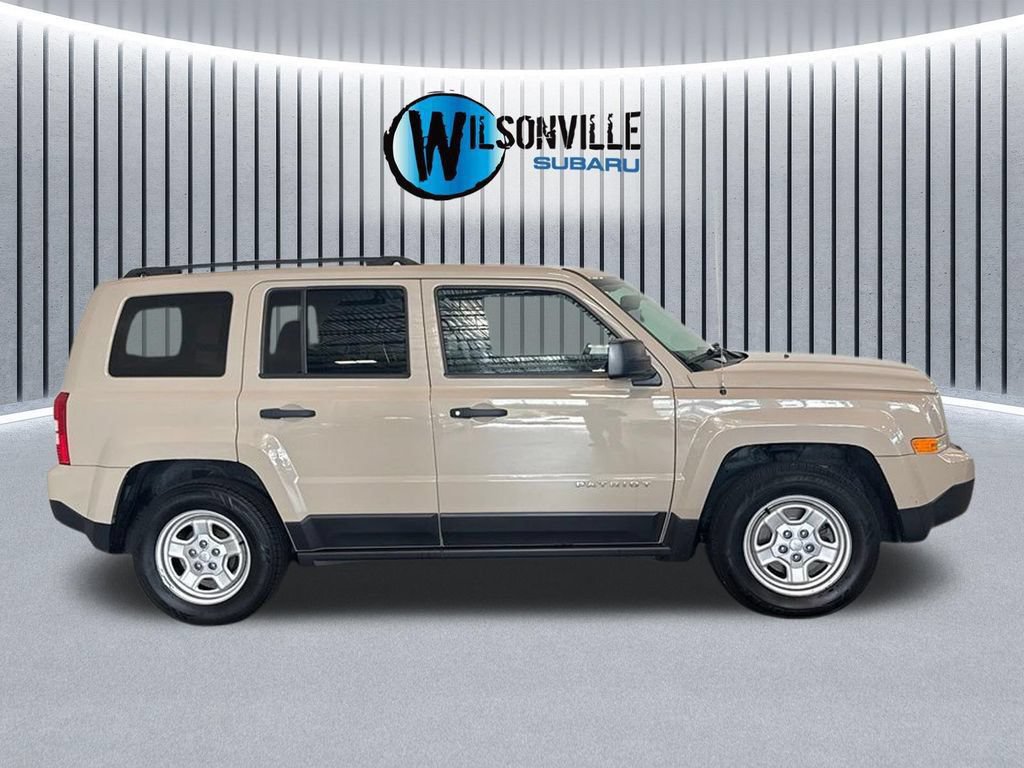 Used 2016 Jeep Patriot Sport FWD image 13