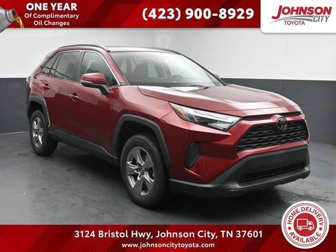 Used 2023 Toyota RAV4 XLE w/ Convenience Package FWD image 1