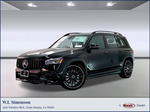 New 2025 Mercedes-Benz GLB 35 AMG 4MATIC image 1