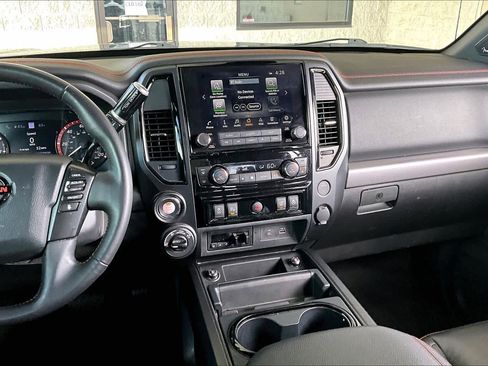 Used 2021 Nissan Titan PRO-4X w/ Pro-4x Convenience Package image 6