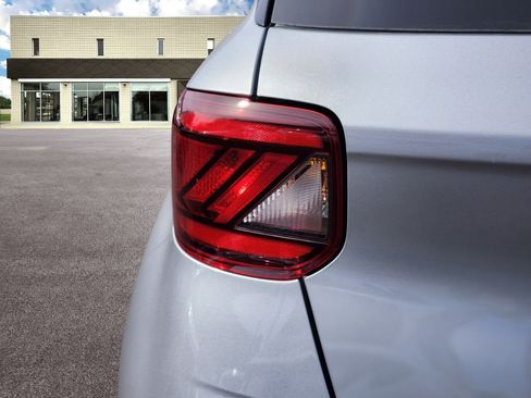 New 2026 Hyundai Venue SEL image 9