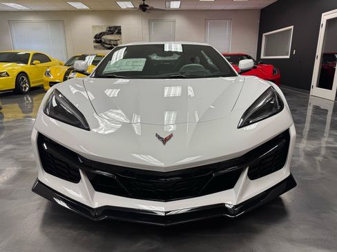 Used 2023 Chevrolet Corvette Z06 w/ Engine Appearance Package RWD image 23