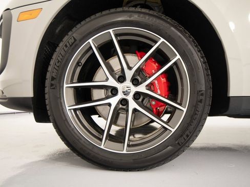 New 2026 Porsche Macan S image 11