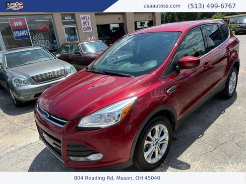 Used 2017 Ford Escape SE AWD/4WD image 1