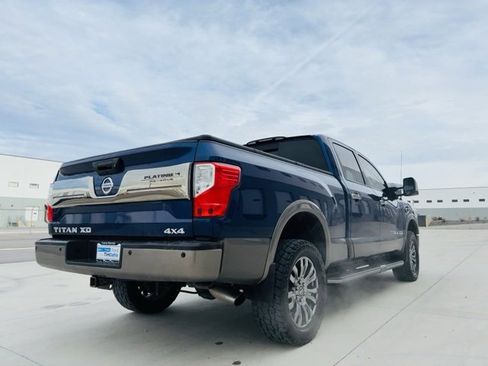Used 2017 Nissan Titan Platinum Reserve image 6