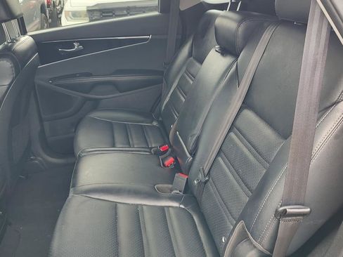 Used 2020 Kia Sorento EX FWD image 22