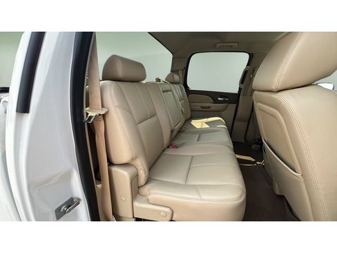 Used 2009 Chevrolet Silverado 1500 LTZ w/ Safety Package AWD/4WD image 30