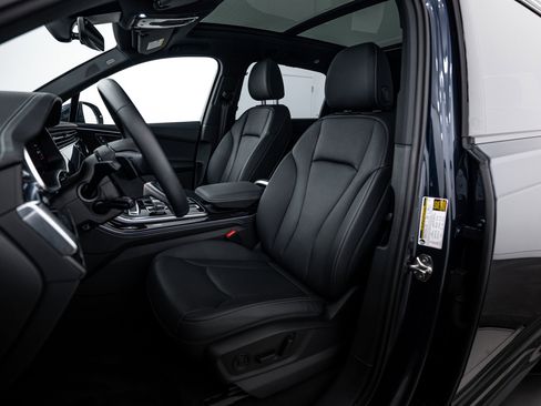 Certified 2025 Audi Q7 2.0T Premium Plus w/ Premium Plus Package image 12