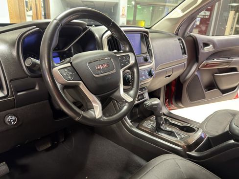 Used 2019 GMC Canyon SLE image 31