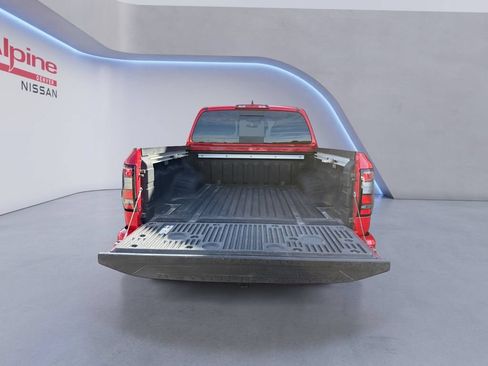 Used 2023 Nissan Frontier PRO-4X AWD/4WD image 19