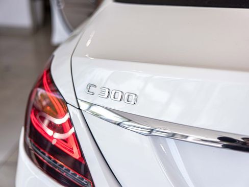 Used 2021 Mercedes-Benz C 300 Sedan image 15