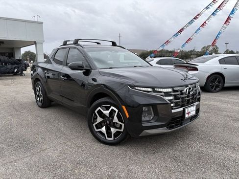 Used 2023 Hyundai Santa Cruz Limited w/ Winter Package image 1