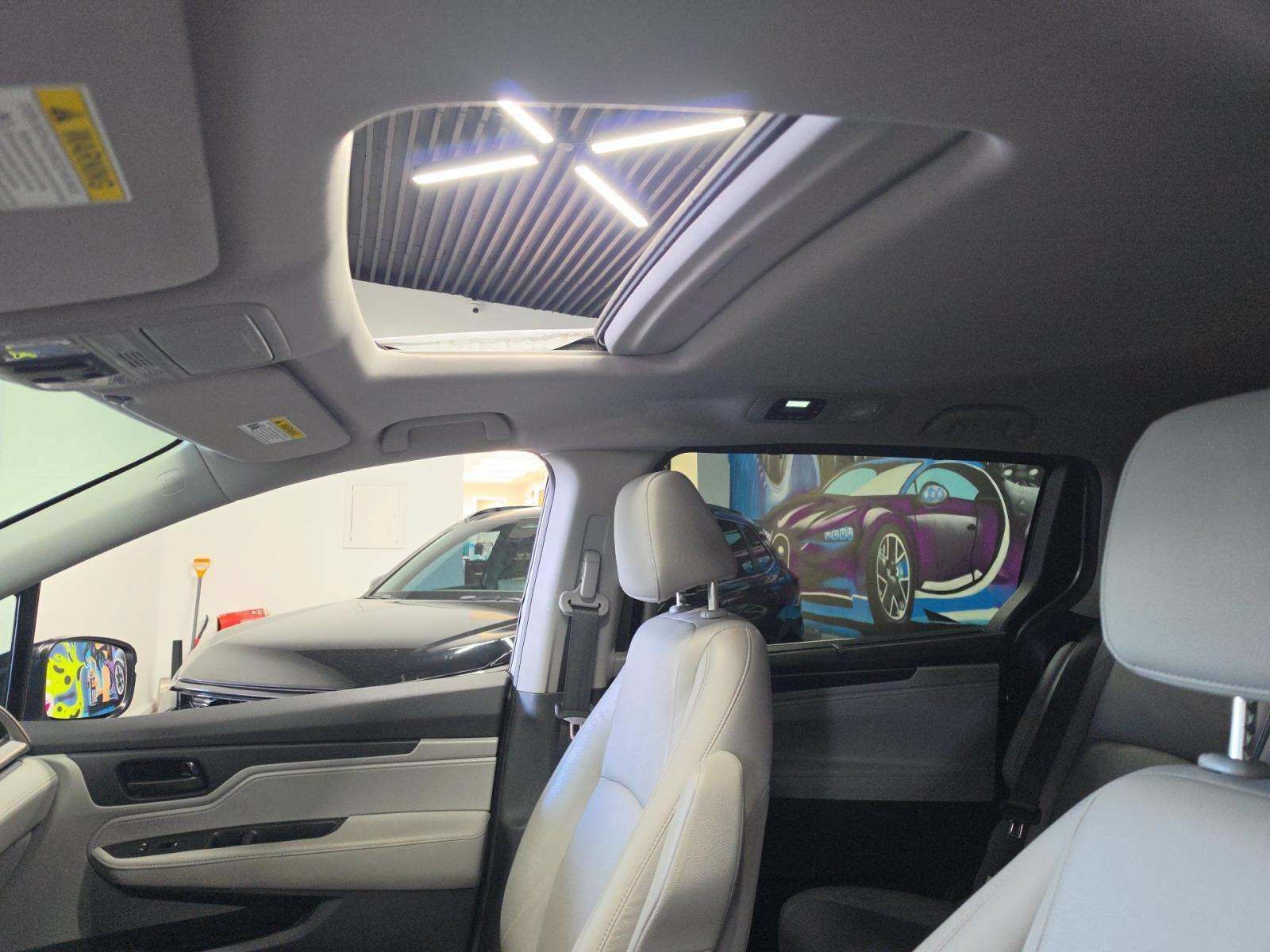 Used 2024 Honda Odyssey EX-L image 9