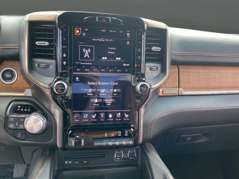 Used 2019 RAM 1500 Limited AWD/4WD image 13