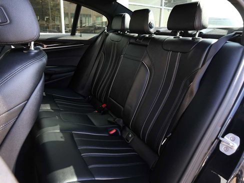 Used 2019 BMW 530e w/ Convenience Package RWD image 32