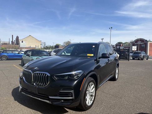 Used 2023 BMW X5 xDrive40i w/ Premium Package AWD/4WD image 7