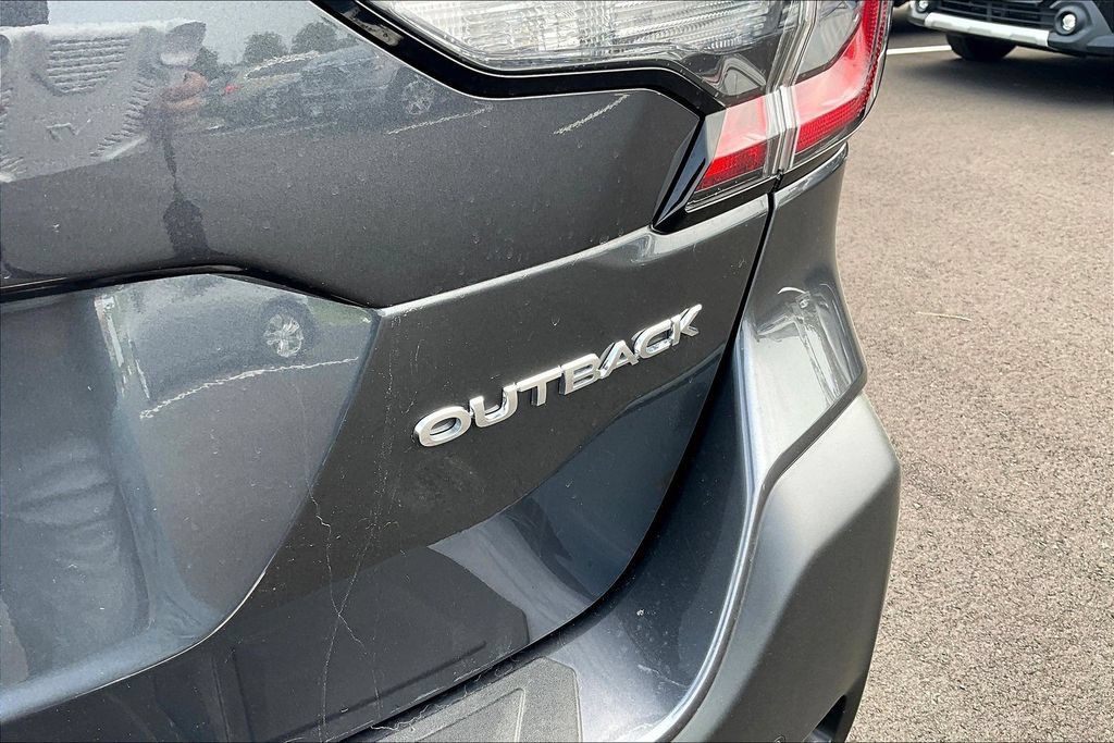 Certified 2025 Subaru Outback Limited AWD/4WD image 20