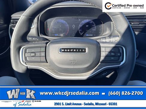 Certified 2024 Jeep Wagoneer Series III AWD/4WD image 13