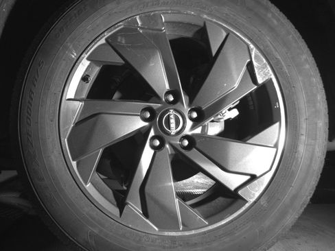 Used 2025 Nissan Rogue SV FWD image 14