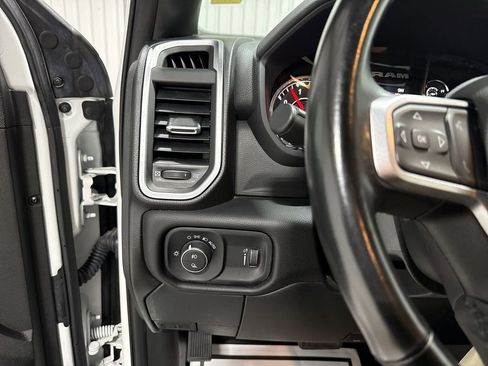 Used 2024 RAM 3500 Big Horn image 18