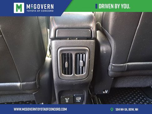 Used 2019 Jeep Compass Trailhawk w/ Leather Interior Group AWD/4WD image 28