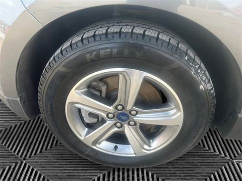 Used 2022 Ford Edge SEL w/ Convenience Package image 14