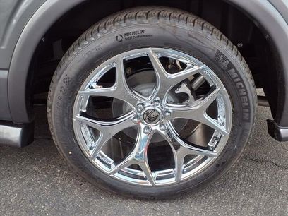New 2025 Ford F150 Lariat w/ Equipment Group 501A Mid