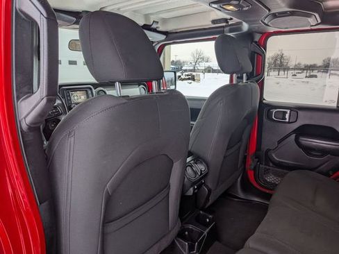 Used 2018 Jeep Wrangler Unlimited Sport S image 23