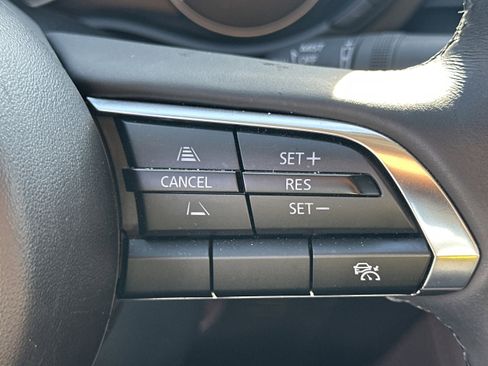 Used 2025 MAZDA MAZDA3 s image 25