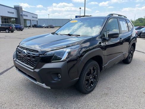 Certified 2025 Subaru Forester Wilderness AWD/4WD image 3