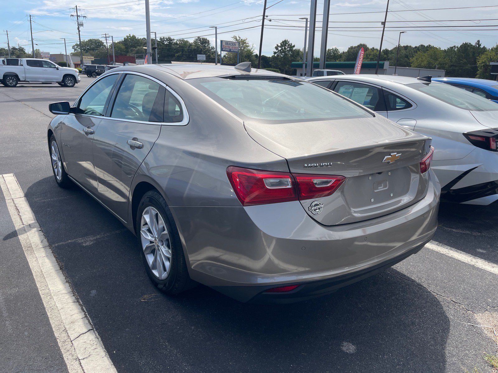 Used 2024 Chevrolet Malibu LT FWD image 12