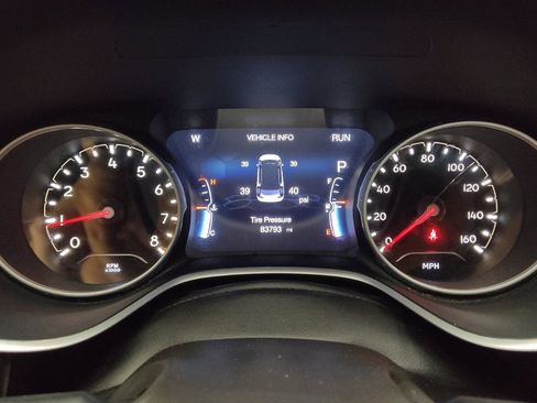 Used 2018 Jeep Compass Latitude w/ Popular Equipment Group image 23