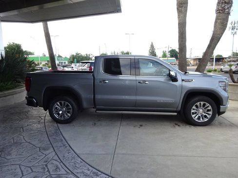 New 2026 GMC Sierra 1500 Elevation AWD/4WD image 10