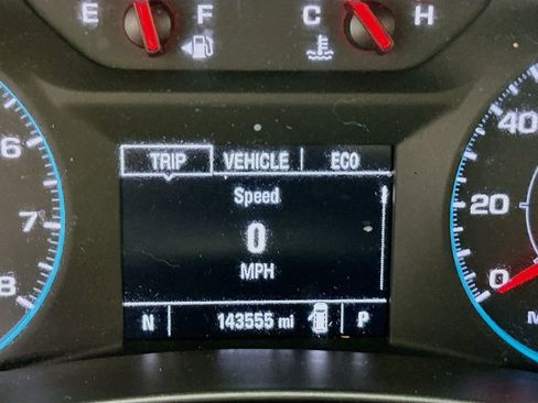Used 2020 Chevrolet Equinox LS FWD image 12