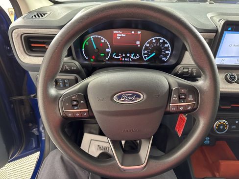 Used 2023 Ford Maverick XLT image 22