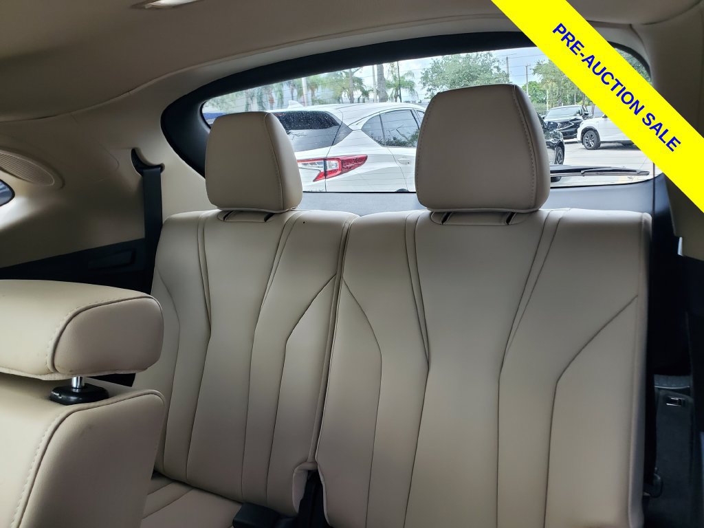 Used 2025 Acura MDX w/ Technology Package AWD/4WD image 14