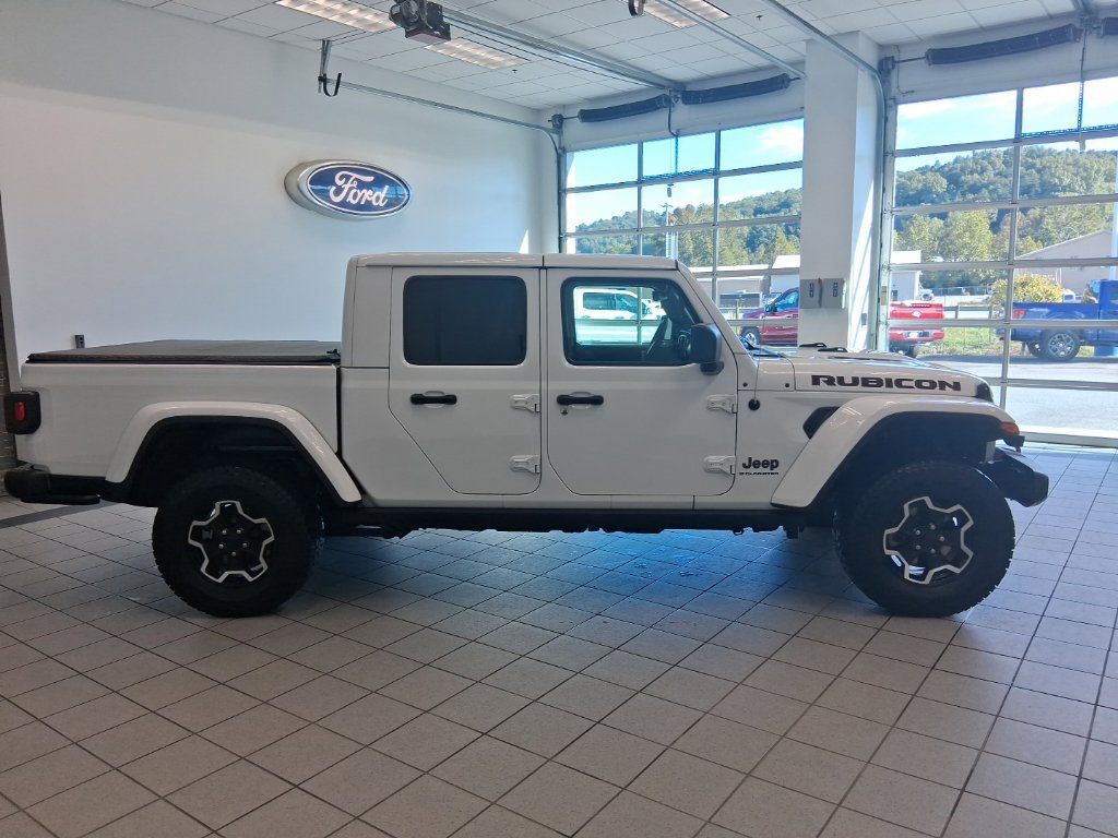 Used 2023 Jeep Gladiator Rubicon w/ Cold Weather Group AWD/4WD image 22
