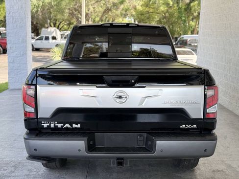 Used 2021 Nissan Titan Platinum Reserve w/ Moonroof Package AWD/4WD image 15