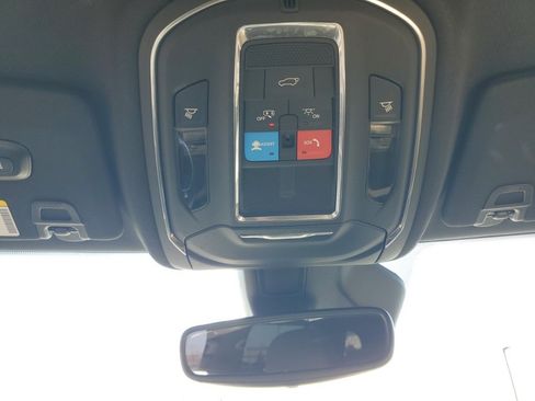 Used 2024 Jeep Grand Cherokee Limited image 24