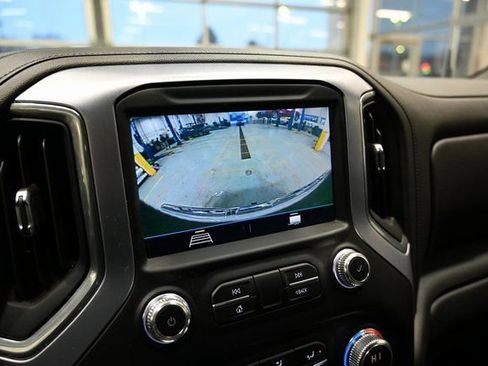 Used 2021 GMC Sierra 1500 Elevation image 19